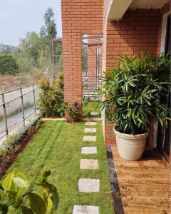 Landscaping-2.jpg
