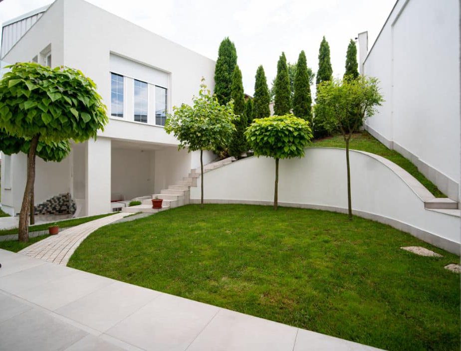 Landscaping Hero banner 2-1